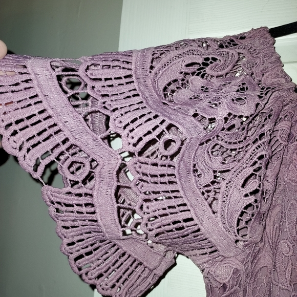 Mauve crochet lace top - Picture 3 of 5